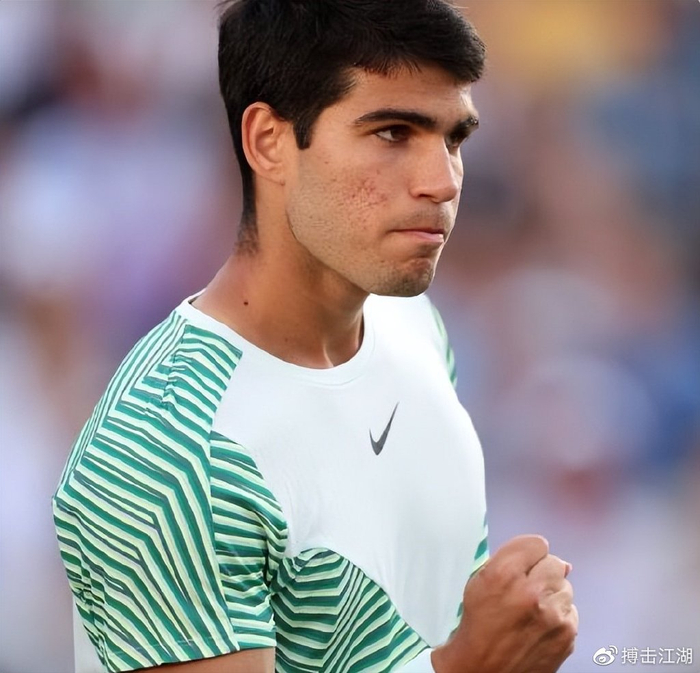 现所折服 现所折服